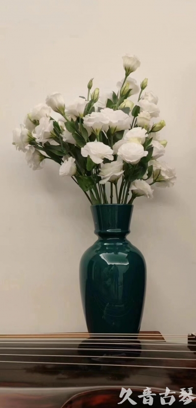 上饶市早安  人生如花，我们都是自己航船的船长。